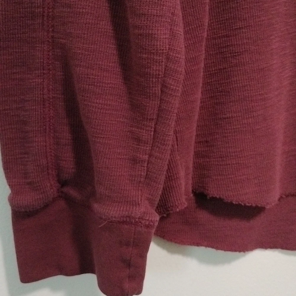 True Religion Men's henley size M